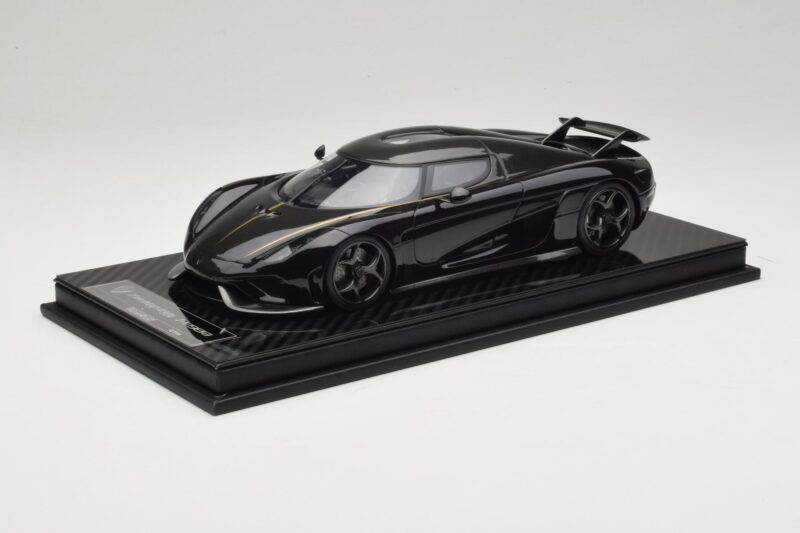 Koenigsegg Regera Preto Pacote de Carbono FrontiArt 1:18 F079-179 Resina