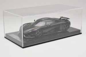Koenigsegg Regera Preto Pacote de Carbono FrontiArt 1:18 F079-179 Resina - imagem 6 de 7