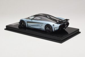 Koenigsegg Regera Azul Pacote de Carbono FrontiArt 1:18 F079-173 Resina - imagem 5 de 7