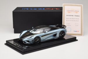 Koenigsegg Regera Azul Pacote de Carbono FrontiArt 1:18 F079-173 Resina - imagem 7 de 7