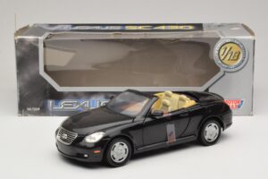 Lexus SC430 Cabriolet Preto Motormax 1:18 73119 Metal - imagem 6 de 6