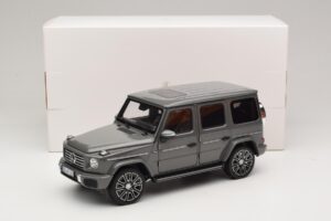 Mercedes G-Class W465 Classic Grey Norev 1:18 183035 Metal - imagem 6 de 6