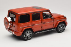 Mercedes G-Class W465 Copper Orange Matt Norev 1:18 183033 Metal - imagem 2 de 6