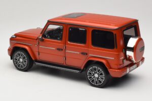 Mercedes G-Class W465 Copper Orange Matt Norev 1:18 183033 Metal - imagem 5 de 6
