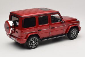 Mercedes G-Class W465 Hyacinth Red Norev 1:18 183037 Metal - imagem 2 de 6