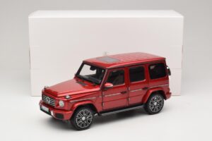 Mercedes G-Class W465 Hyacinth Red Norev 1:18 183037 Metal - imagem 6 de 6