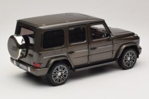 Mercedes G-Class W465 Indium Grey Norev 1:18 183036 Metal - imagem 2 de 6