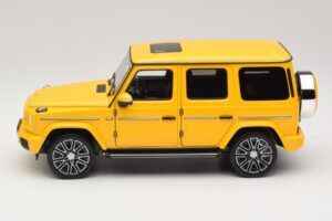 Mercedes G-Class W465 Sun Yellow Norev 1:18 183038 Metal - imagem 3 de 6