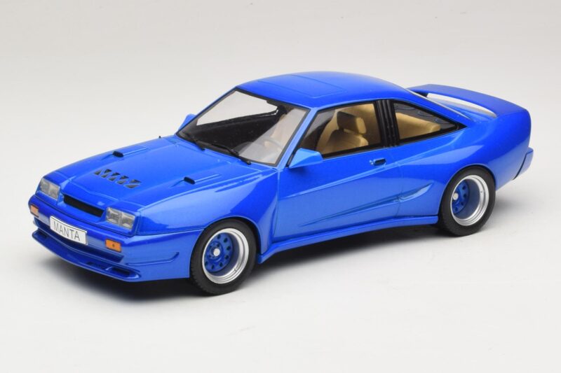 Opel Manta B Azul Metálico MCG 1:18 MCG18258 Metal