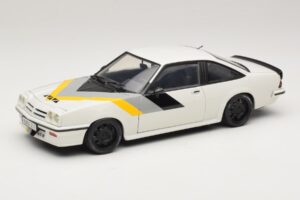 Opel Manta B GT/E Branco Jantes Personalizadas Pretas Revell 1:18 08422 Metal