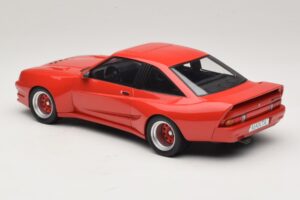 Opel Manta B Vermelho MCG 1:18 MCG18382 Metal - imagem 5 de 6