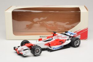 Panasonic Toyota Racing TF106 #11 J. Trulli 2006 Minichamps 1:18 AM59558L Metal - imagem 7 de 7