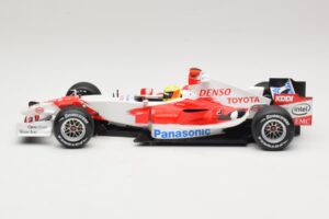 Panasonic Toyota Racing TF106 #12 R. Schumacher Presentation 2006 Minichamps 1:18 AM59553G Metal - imagem 3 de 6