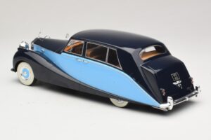 Rolls-Royce Silver Wraith Empress by Hooper Preto & Azul Escuro MCG 1:18 MCG18051 Metal - imagem 5 de 6