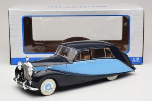 Rolls-Royce Silver Wraith Empress by Hooper Preto & Azul Escuro MCG 1:18 MCG18051 Metal - imagem 6 de 6