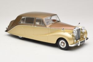 Rolls-Royce Silver Wraith Empress by Hooper Castanho & Dourado MCG 1:18 MCG18000 Metal - imagem 4 de 6