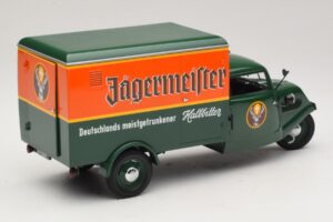 Tempo Hanseat Furgão Jägermeister Minichamps 1:18 150099044 Metal - imagem 3 de 8