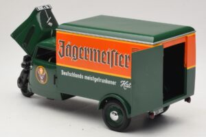 Tempo Hanseat Furgão Jägermeister Minichamps 1:18 150099044 Metal - imagem 5 de 8