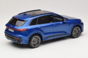 Audi SQ5 FY TFSI Ultra Azul Otto 1:18 OT1281 Resina - imagem 2 de 6