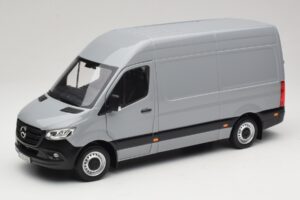 Mercedes Sprinter Cinzento Norev 1:18 183042 Metal
