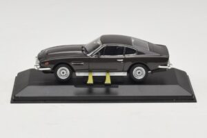 Aston Martin DBS On Her Majesty's Secret Service Com Esquis Minichamps 1:43 436137600-P1 Metal