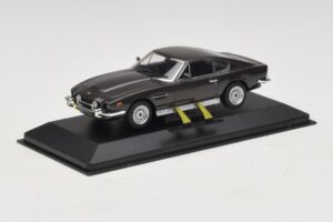 Aston Martin DBS On Her Majesty's Secret Service Com Esquis Minichamps 1:43 436137600-P1 Metal - imagem 2 de 4