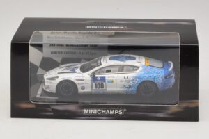 Aston Martin Rapide S #100 Bez / Schubauer 24 Hours of Nurburgring 2013 Minichamps 1:43 437131300 Metal - imagem 5 de 5
