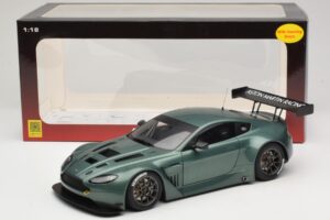 Aston Martin V12 Vantage GT3 Verde AUTOart 1:18 81306 Metal - imagem 6 de 6