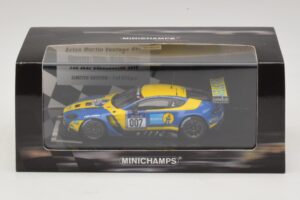 Aston Martin Vantage GT3 #007 A. Simonsen / Turner 24 Hours of Nurburgring 2013 Minichamps 1:43 437131307 Metal - imagem 5 de 5
