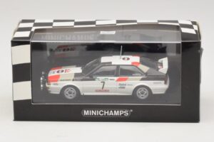 Audi Quattro #7 M. Mouton / F. Pons Pikes Peak International Hill Climb 1984 Minichamps 1:43 AUDI014 Metal - imagem 4 de 4