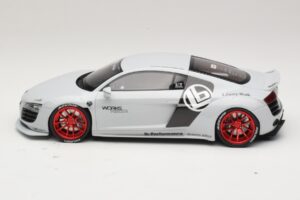 Audi R8 42 Liberty Walk Branco GT Spirit 1:18 GT325 Resina - imagem 3 de 6