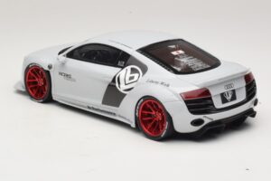 Audi R8 42 Liberty Walk Branco GT Spirit 1:18 GT325 Resina - imagem 5 de 6
