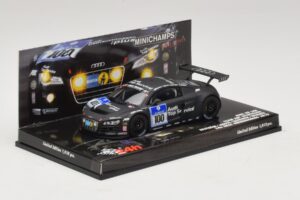 Audi R8 LMS GT3 #100 M. Ekstrom / O. Jarvis Abt Sportsline 24 Hours of Nurburgring 2010 Minichamps 1:43 437101900 Metal - imagem 2 de 5