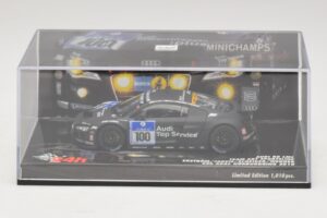 Audi R8 LMS GT3 #100 M. Ekstrom / O. Jarvis Abt Sportsline 24 Hours of Nurburgring 2010 Minichamps 1:43 437101900 Metal - imagem 4 de 5