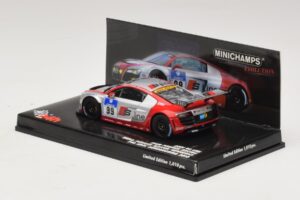 Audi R8 LMS GT3 #99 F. Biela / M. Fassler Phoenix Racing 24 Hours of Nurburgring 2010 Minichamps 1:43 437101999 Metal - imagem 3 de 5