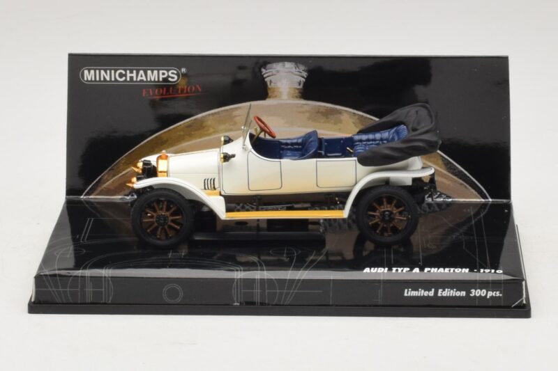 Audi Typ A Phaeton Branco Azul Minichamps 1:43 Audi Typ A Phaeton Branco Azul Minichamps 1:43 437019032 Metal