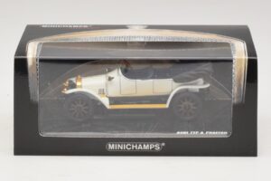 Audi Typ A Phaeton Branco Azul Minichamps 1:43 437019032 Metal - imagem 5 de 5