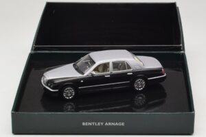 Bentley Arnage R Prata Minichamps 1:43 BL387 Metal - imagem 4 de 4