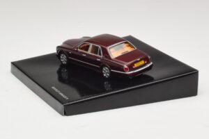 Bentley Arnage R Sunset Red Minichamps 1:43 BL330 Metal - imagem 3 de 4
