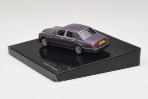 Bentley Arnage T Grey Violet Minichamps 1:43 BL384 Metal - imagem 3 de 4