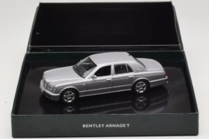 Bentley Arnage T Silver Tempest Minichamps 1:43 BL326 Metal - imagem 4 de 4