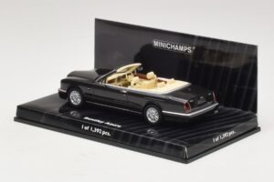 Bentley Azure Preto Minichamps 1:43 436139930 Metal - imagem 3 de 4
