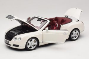 Bentley Continental GTC Branco Caixa De Substituição Minichamps 1:18 100139032-R1 Metal - imagem 2 de 8