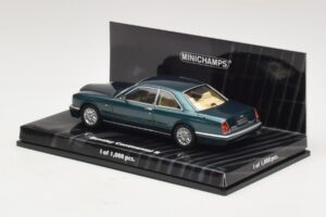 Bentley Continental R Verde Metálico Minichamps 1:43 436139921 Metal - imagem 3 de 4