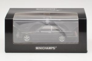 Bentley Continental T Preto Minichamps 1:43 436139941 Metal - imagem 4 de 4