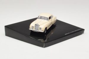 Bentley R-Type Continental Marfim Minichamps 1:43 BL426 Metal - imagem 2 de 4