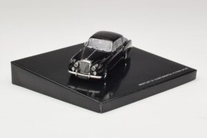 Bentley S1 Continental Flying Spur Preto Minichamps 1:43 BL468 Metal - imagem 2 de 4