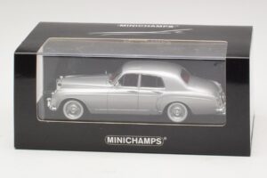 Bentley S1 Continental Prata Minichamps 1:43 436139552 Metal - imagem 4 de 4