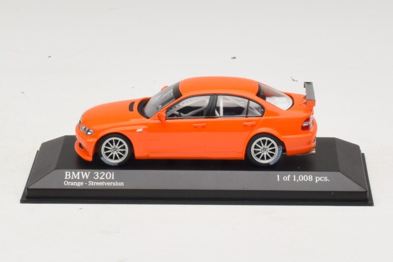 BMW 320i E46 Versão de Rua Laranja Minichamps 1:43 400052400 Metal