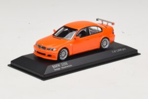 BMW 320i E46 Versão de Rua Laranja Minichamps 1:43 400052400 Metal - imagem 2 de 4